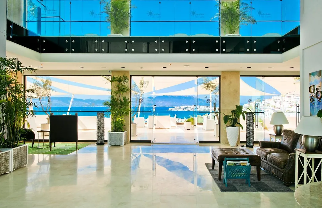 Bellazure Hotel-1