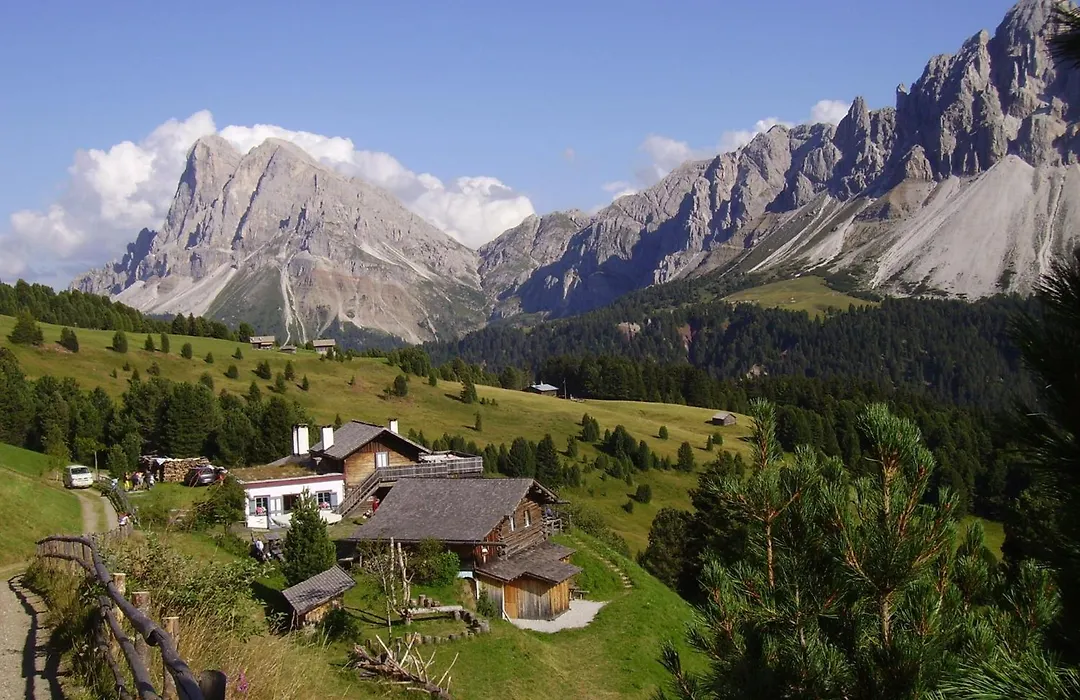 Berghotel Schlemmer Dolomites-1