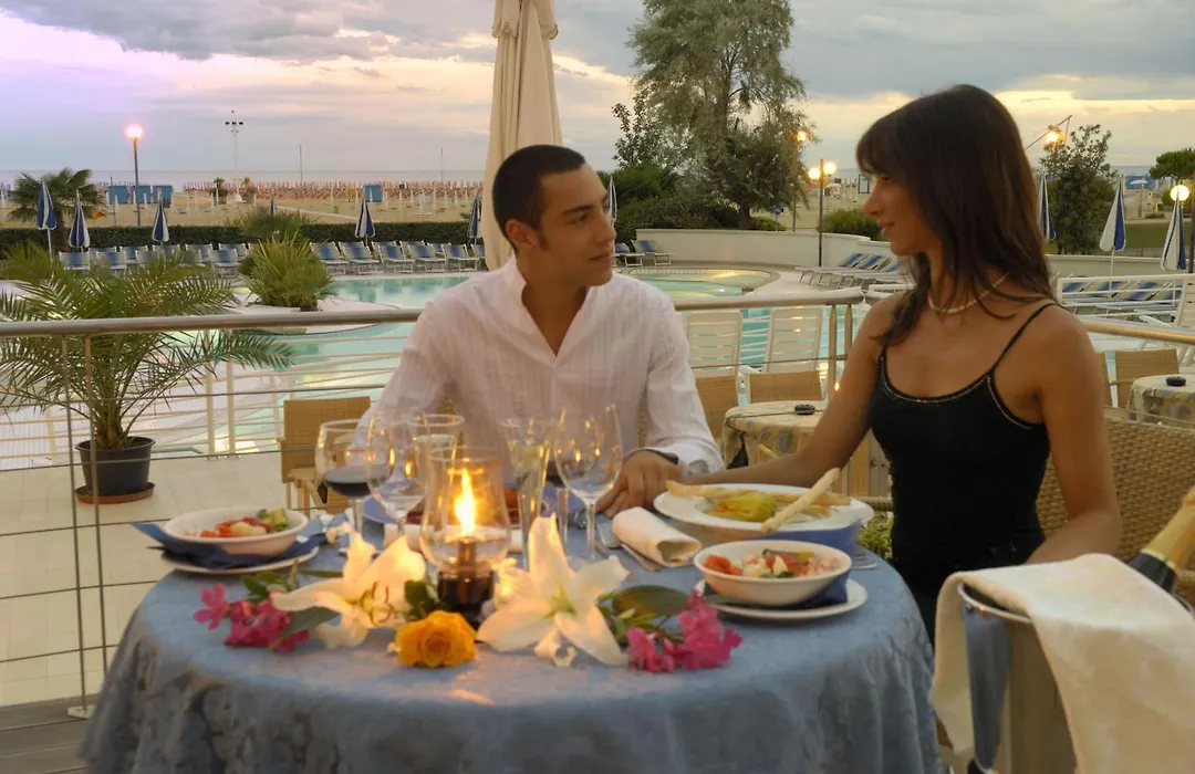Majestic Beach Hotel&Wellness-1