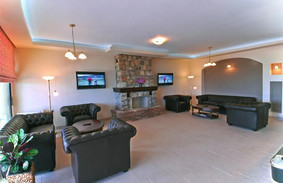 Club Residence At Blacksearama Golf-1