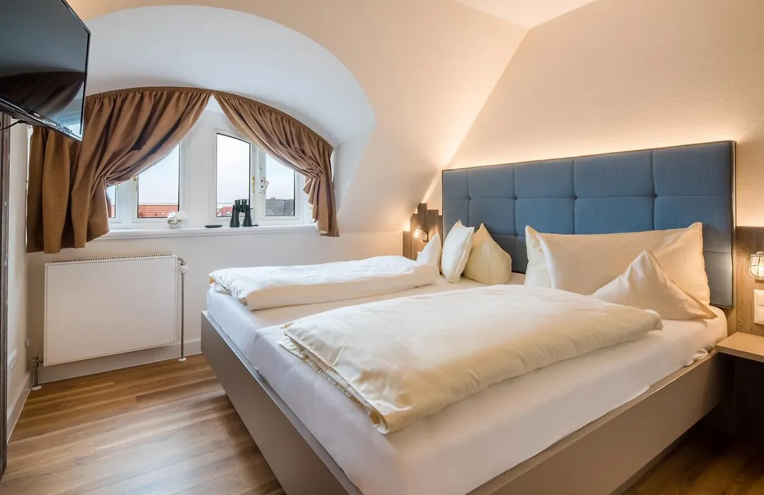 Seeblick Genuss und Spa Resort Amrum-1