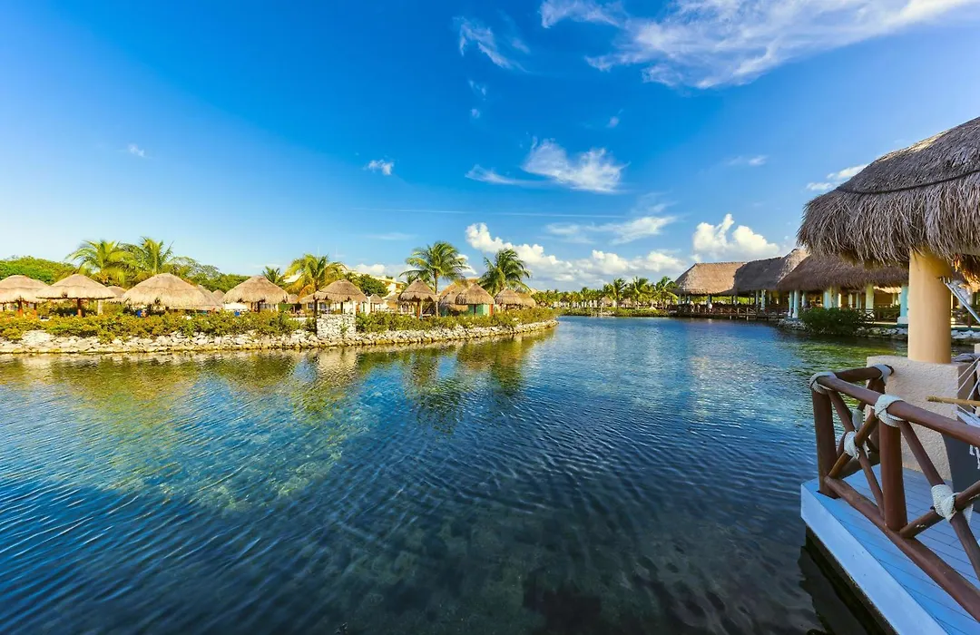 Grand Palladium Select White Sand Resort & Spa-1