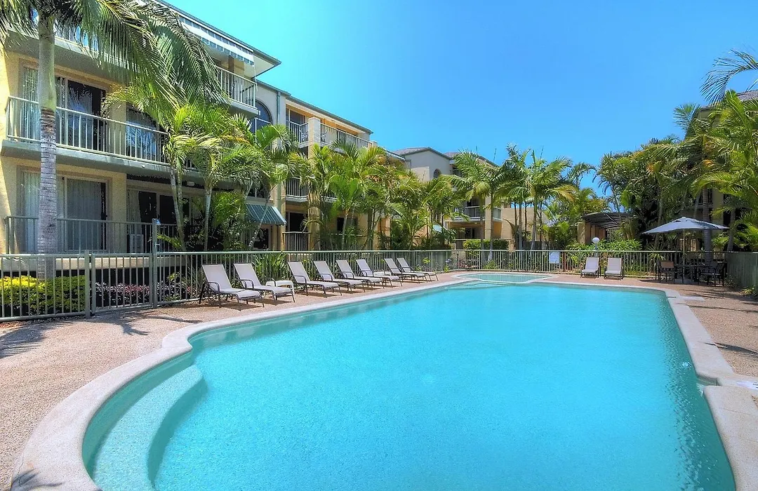 Bila Vista Kirra Beachside Apartments-1