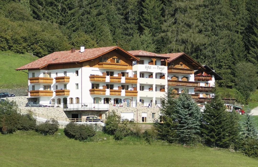 Hotel Plunger-1