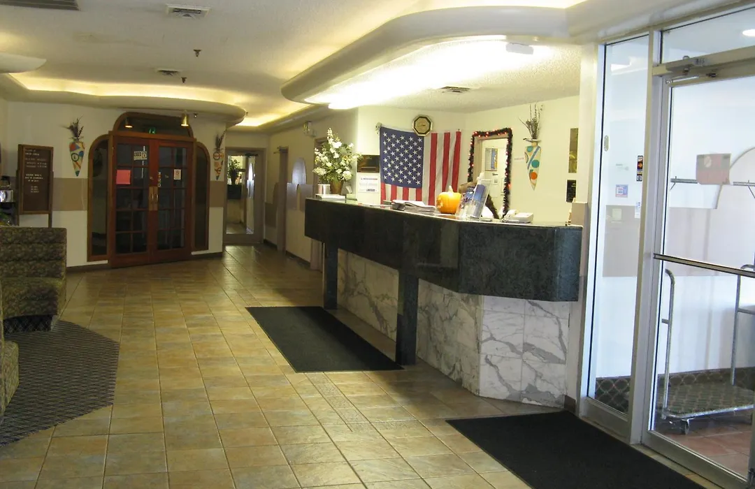 Howard Johnson By Wyndham Saint Joseph Benton Harbor-1
