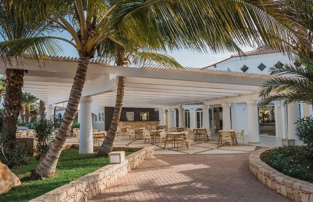 Voi Praia De Chaves Resort-1