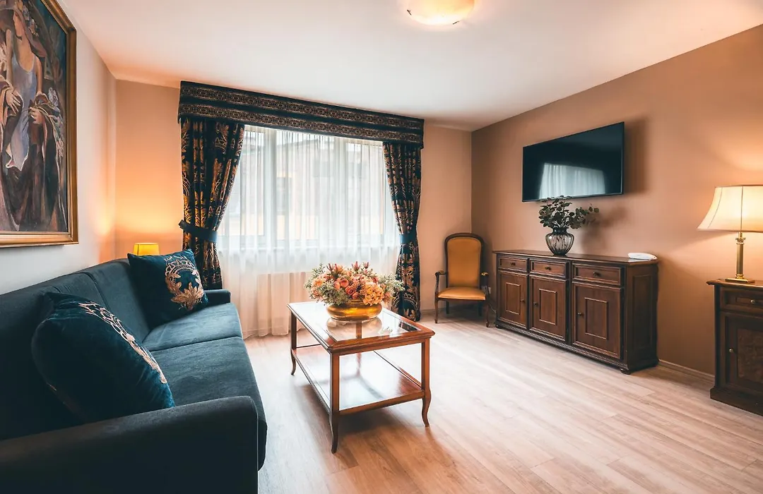 Hotel Julian-1