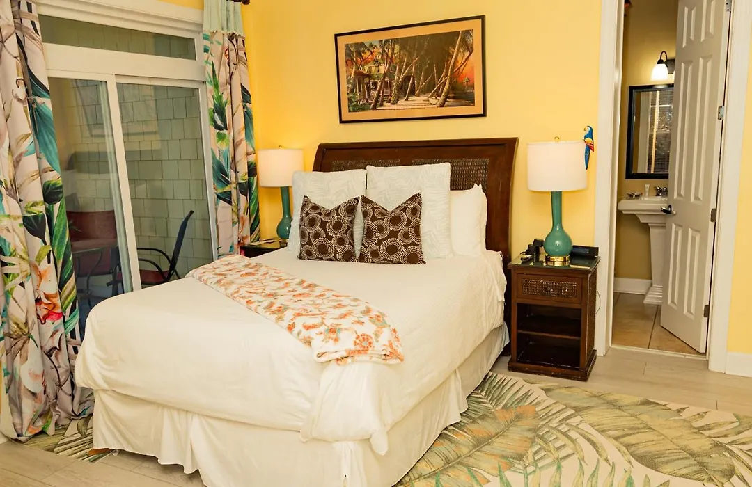 Water'S Edge Inn - Adults Only-1