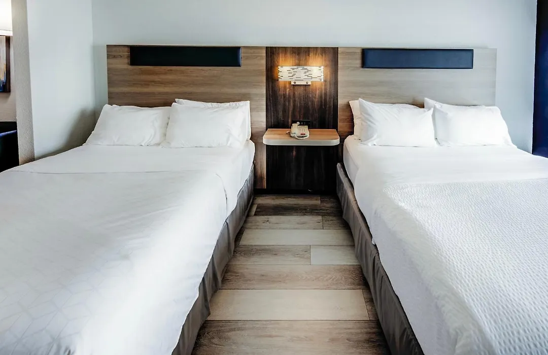 Holiday Inn Express Hotel & Suites Ohio State University- Osu Medical Center By Ihg-1