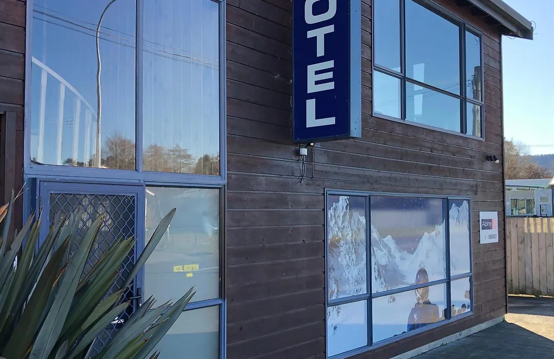 Alpine Motel-1