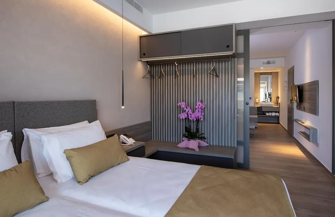 Creta Palm Resort Hotel & Apartments-1