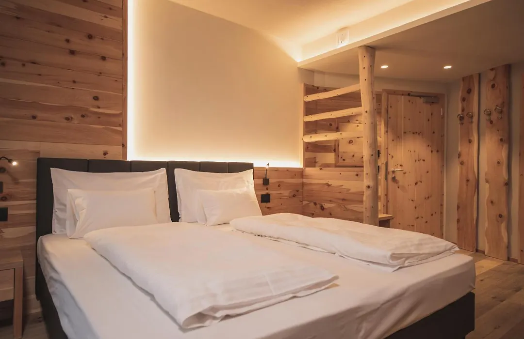 Monroc Hotel-1