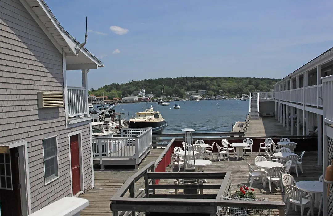 Tugboat Inn-1