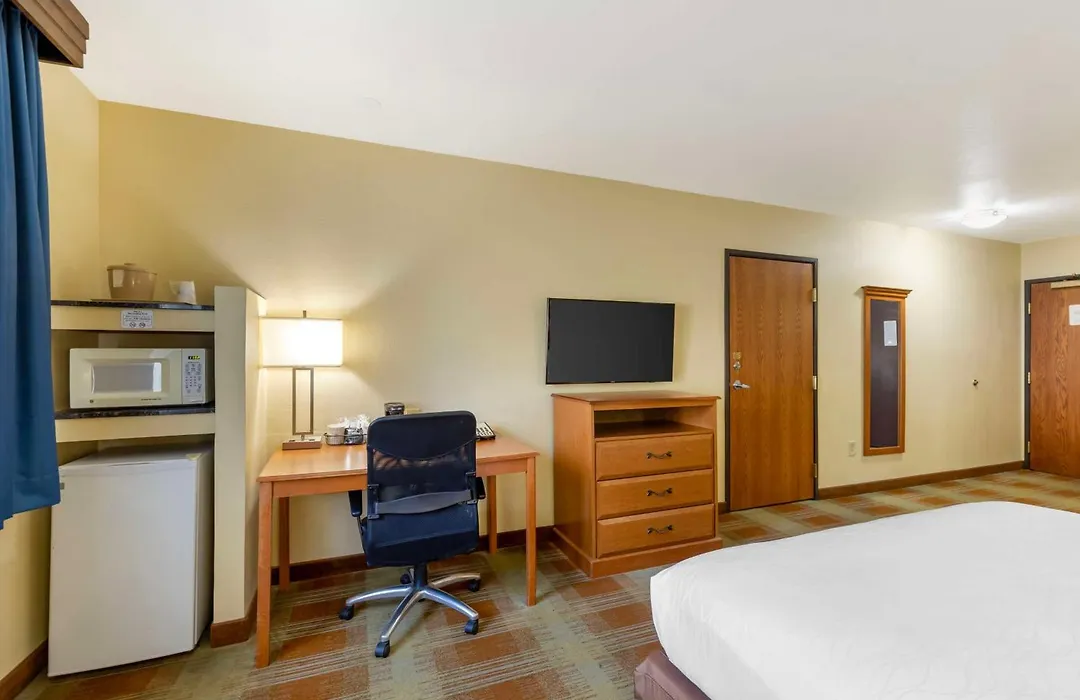 Best Western Kiva Inn-1