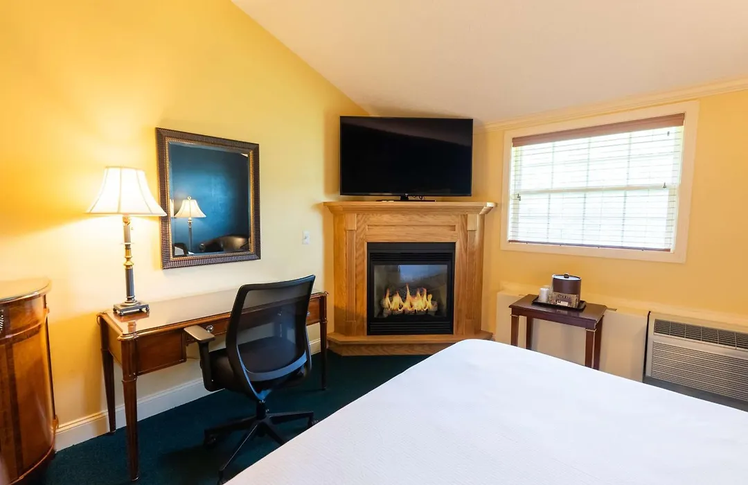 Fireside Inn & Suites Waterville-1