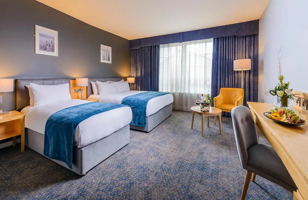 Hillgrove Hotel, Leisure & Spa-1