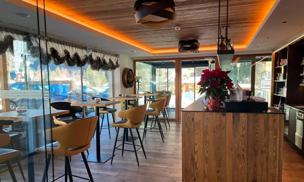 Hotel Flora Alpina-1