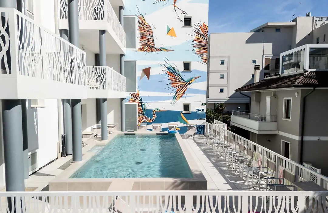 Hotel Marzia Holiday Queen-1