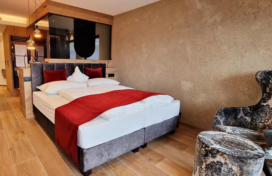Hotel Bergland-1