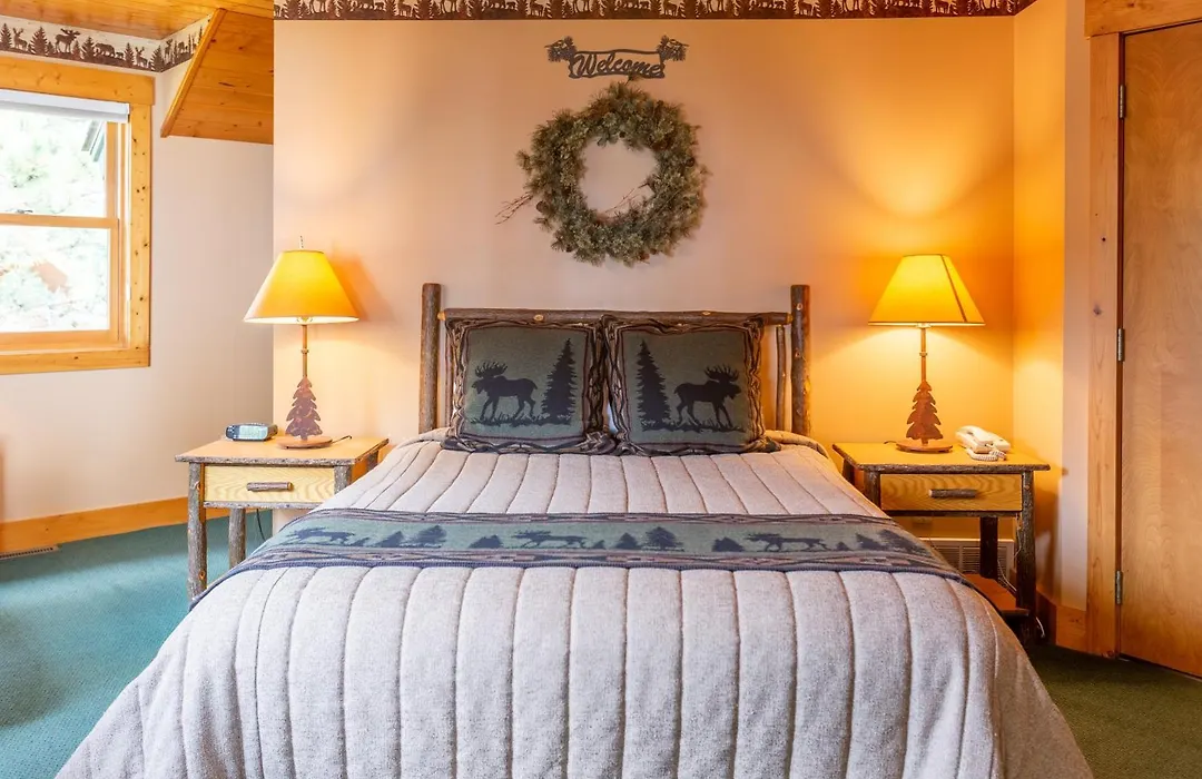 Grand Superior Lodge-1