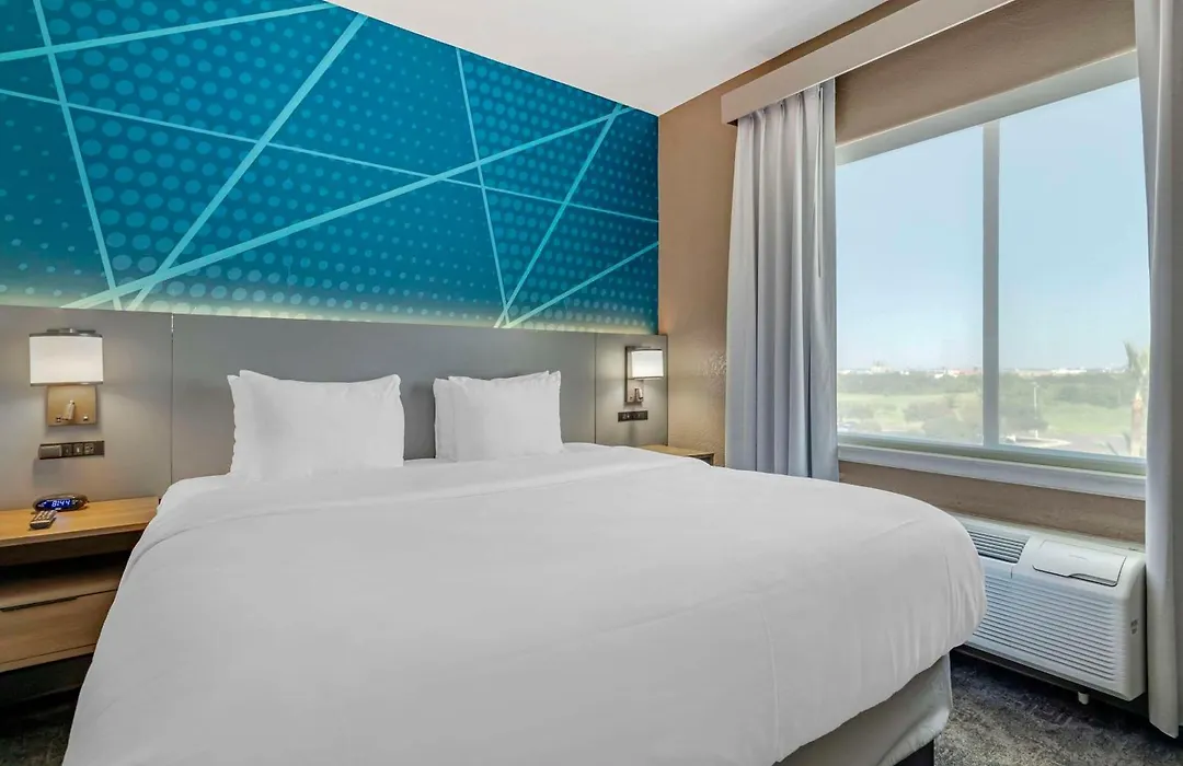 Comfort Suites Laredo - Nuevo Laredo-1