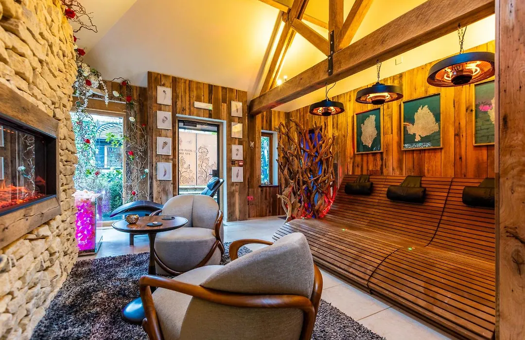 Quob Park Old House Hotel & Spa-1