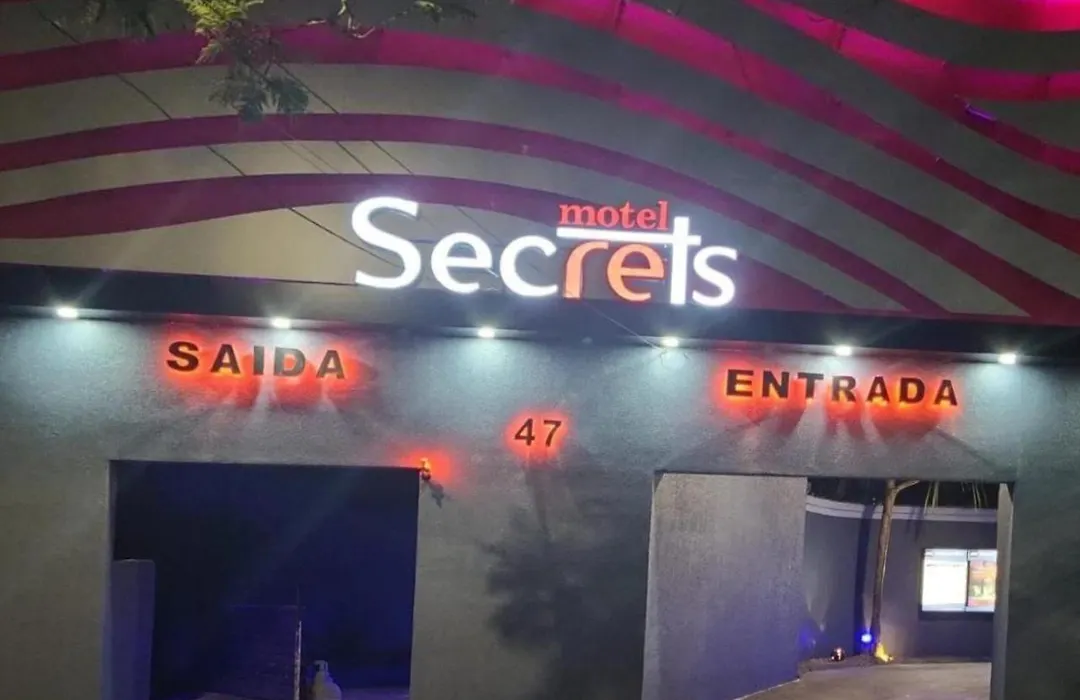 Motel Secrets 6-1