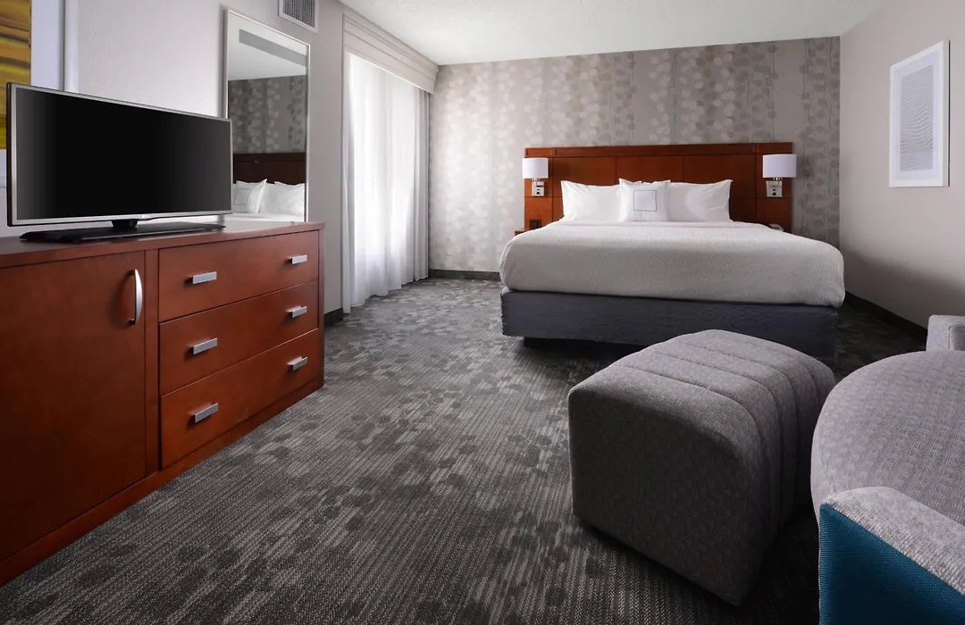 Courtyard Marriott Houston Pearland-1