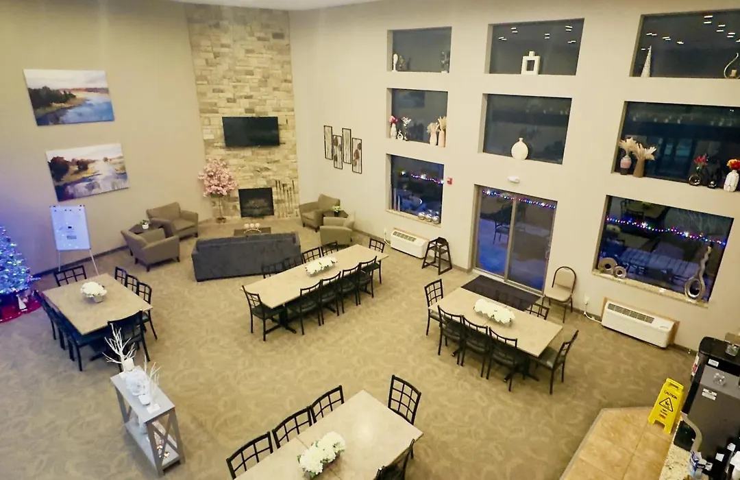 Qube Hotel - Polk City-1