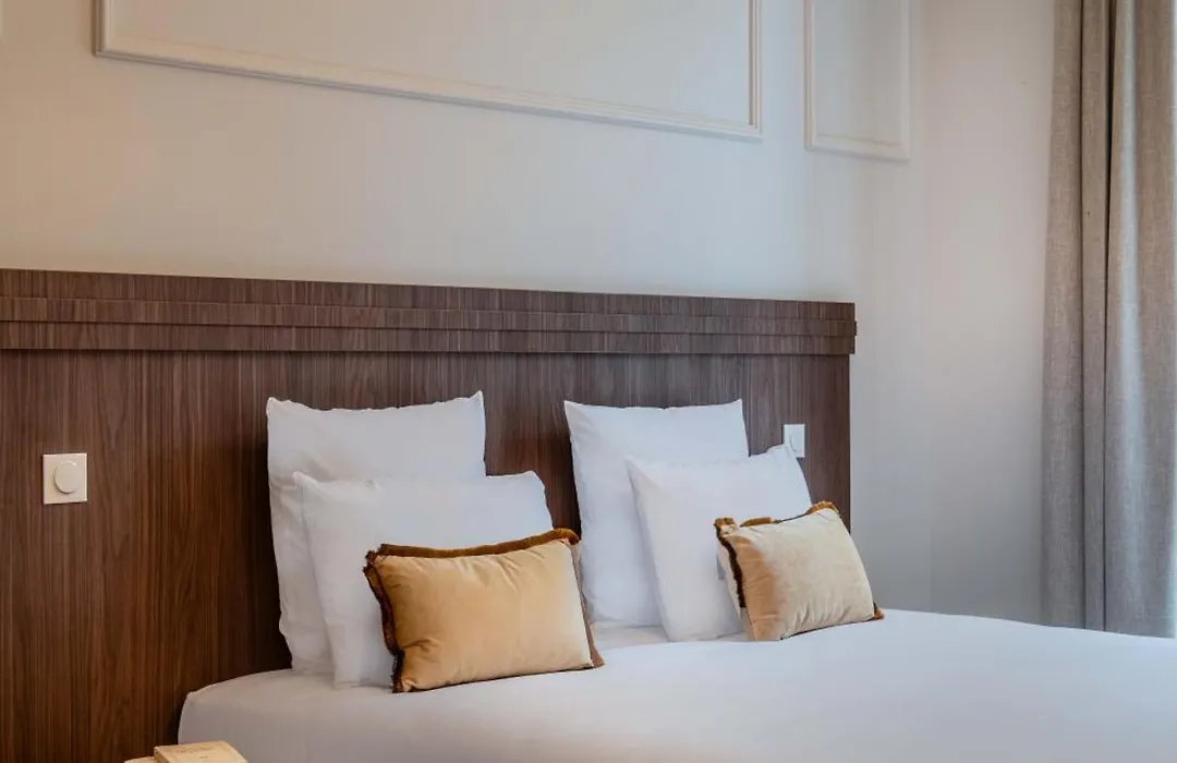 L'Horloge - Appart'Hotel proche de Disneyland-1