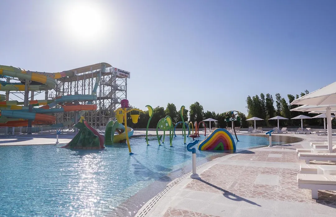 Sirena Beach Resort&Spa-1