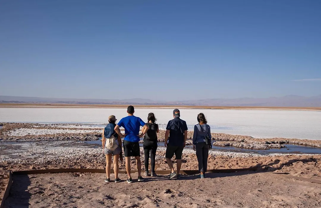Tierra Atacama, Beckons-1