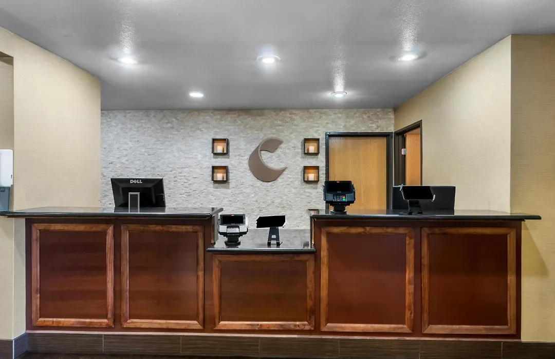 Comfort Inn & Suites Greeley-1