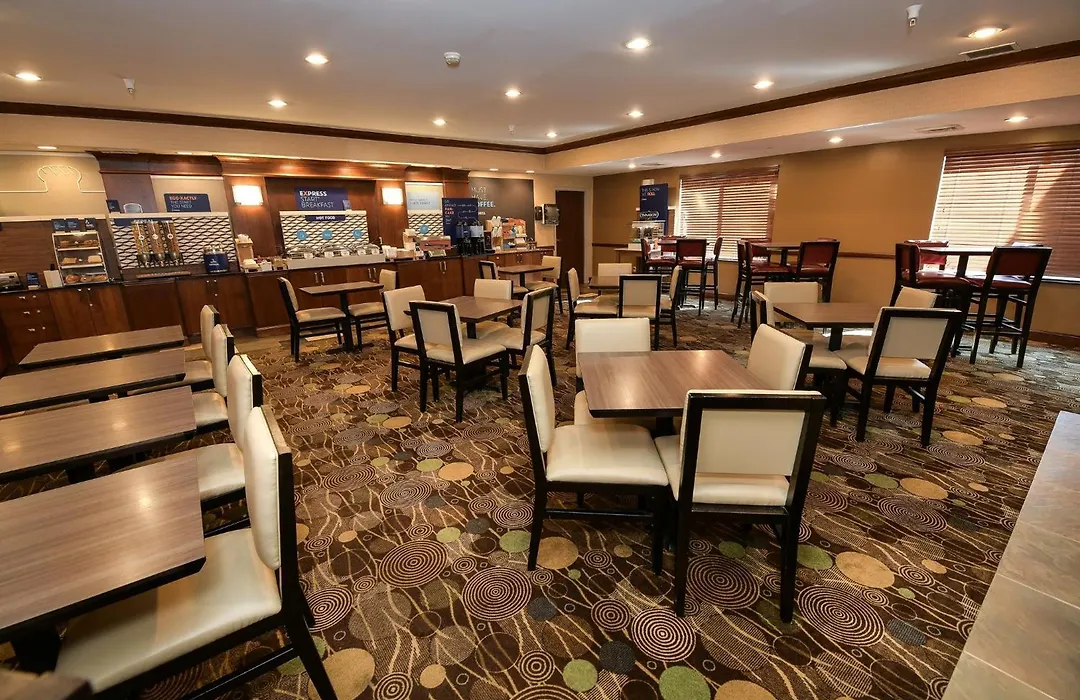 Holiday Inn Express Hotel & Suites Grand Forks By Ihg-1