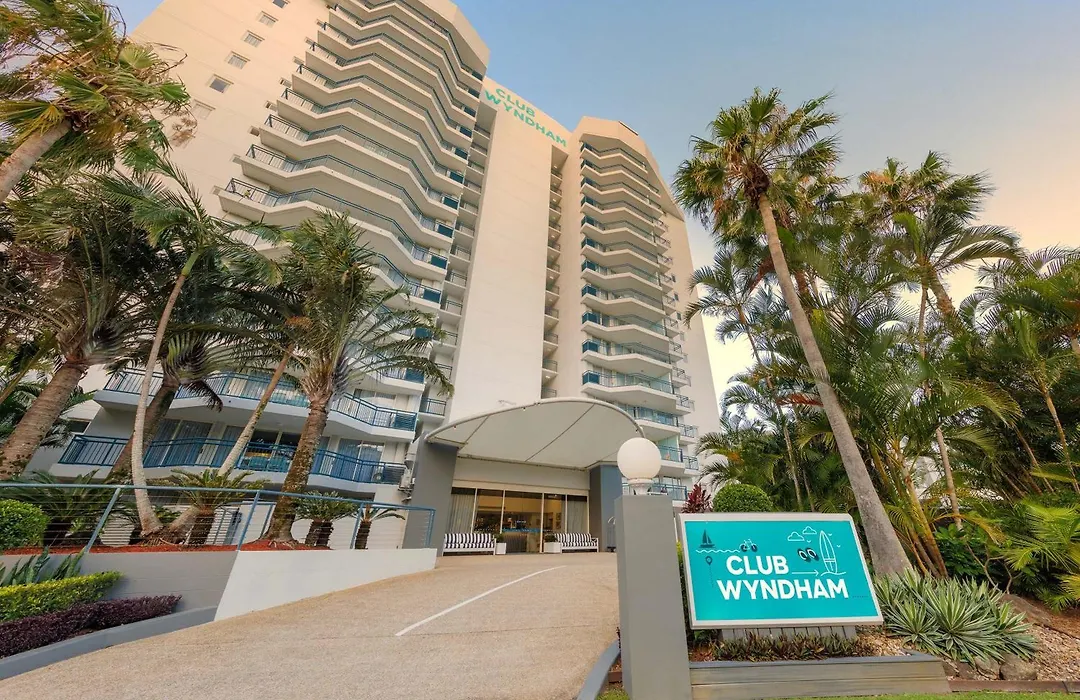 Club Wyndham Kirra Beach-1