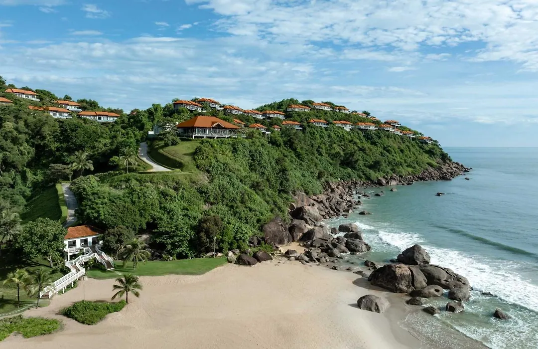 Banyan Tree Lang Co-1