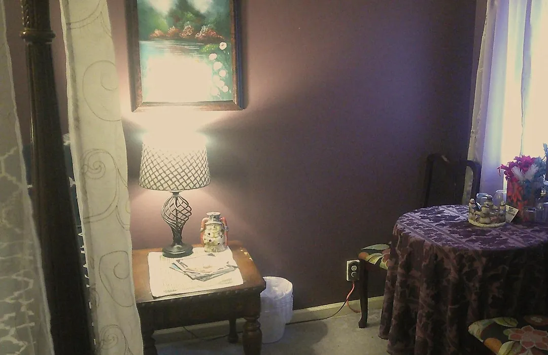 Lil Black Bear Inn-1