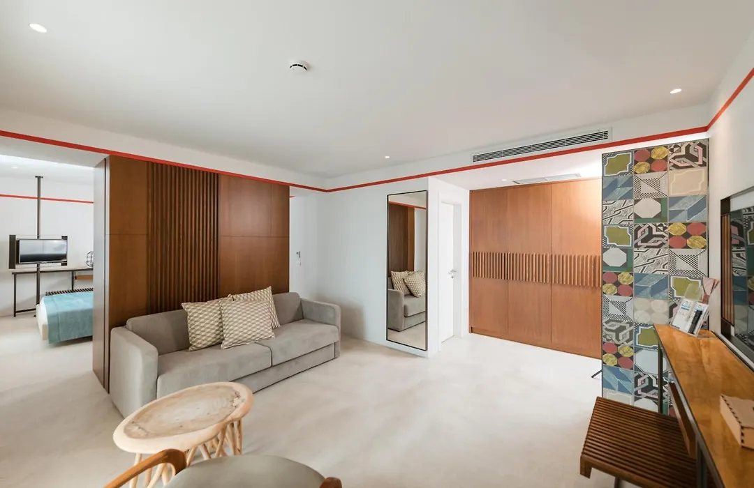 Folie Marine Hotel & Beach Club-1