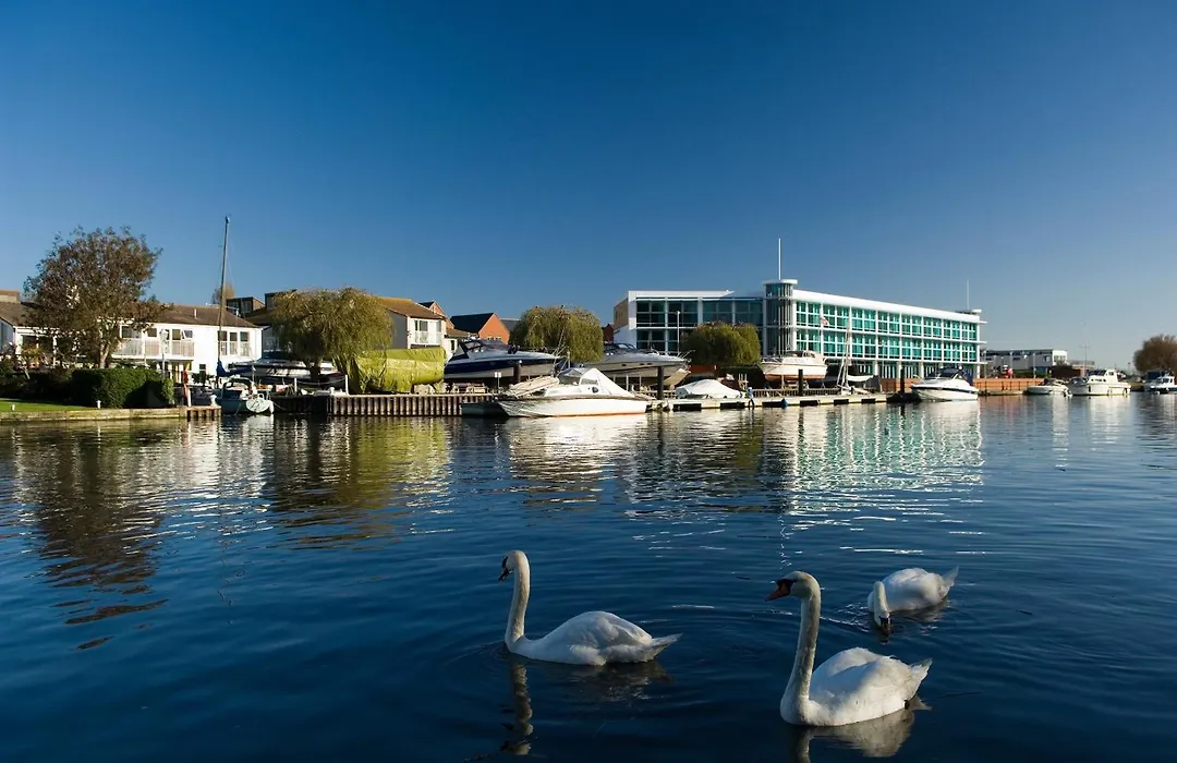 Captain'S Club Hotel & Spa-1