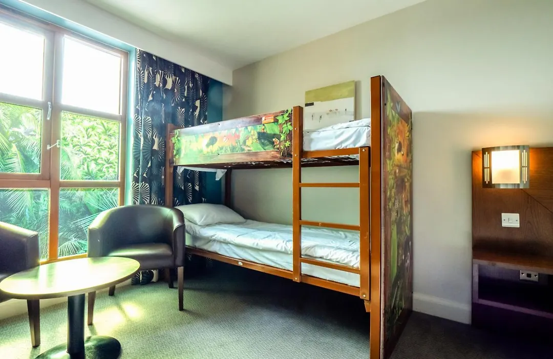 Chessington Resort Hotel-1