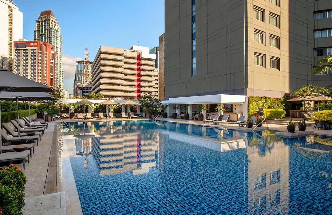 Makati Shangri-La, Manila-1