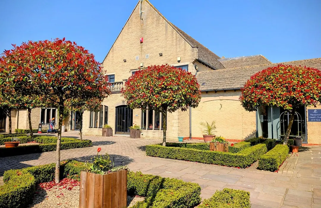 Bicester Hotel, Golf & Spa-1