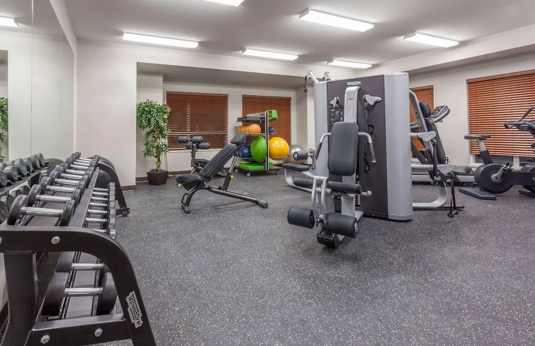 Microtel Inn & Suites By Wyndham Oyster Bay Ladysmith-1