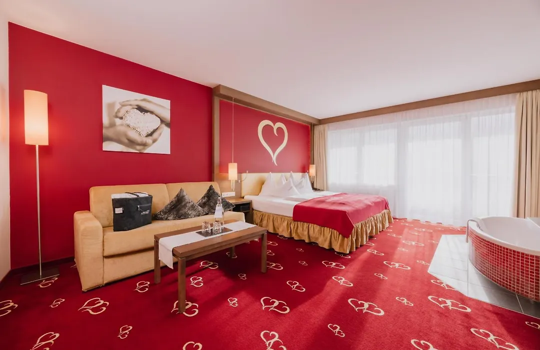 Alpen-Herz Romantik&Spa - Adults Only-1