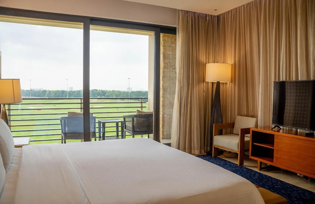 Vogo Abu Dhabi Golf Resort & Spa-1