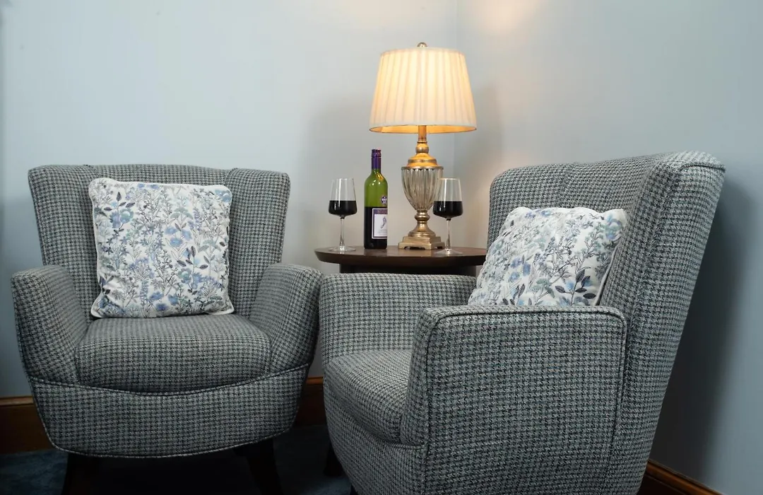 Riverboat Suites-1