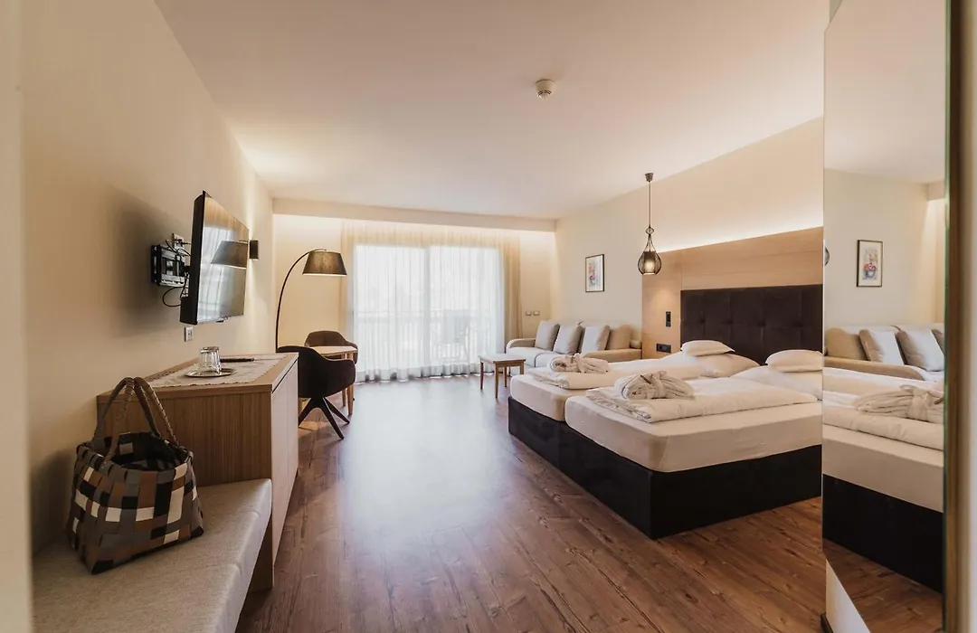 Hotel Wessobrunn-1
