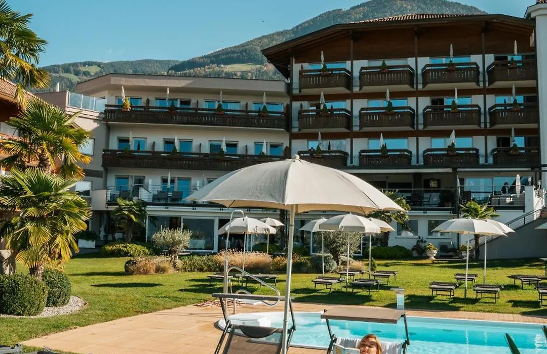 Alpenpalais Kroell-1