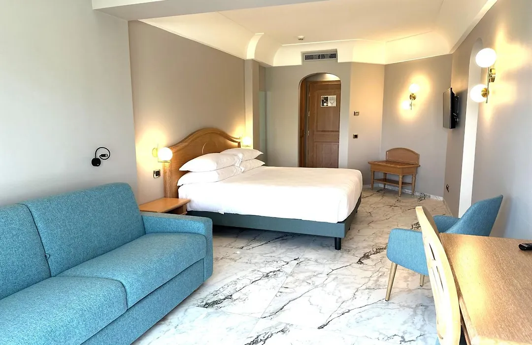 Palace Hotel Desenzano-1
