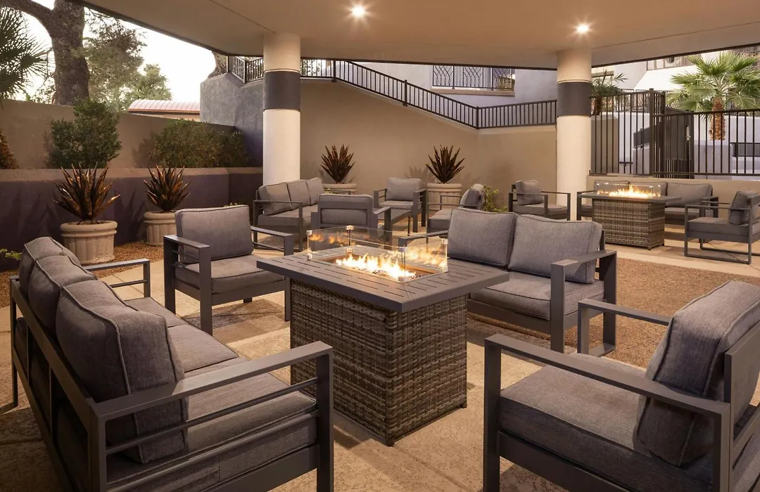 Delta Hotels By Marriott Phoenix Mesa-1